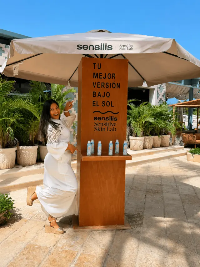 Exhibidor para Activación de Marca de Sensilis
