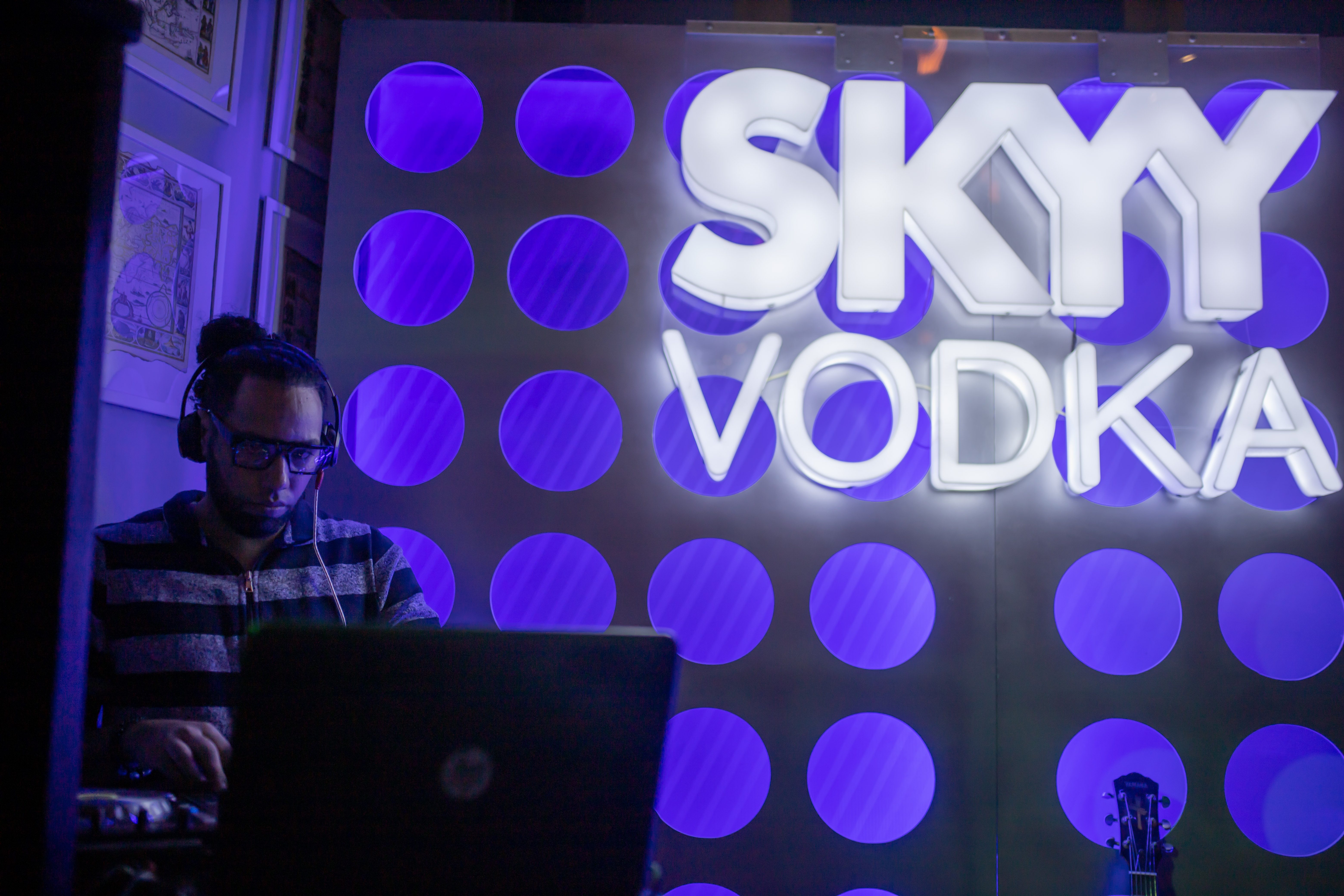 Backpanel Sky Vodka